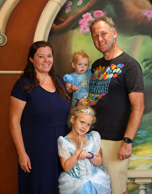 Jessica Knowlton and her Family at Disney World- Favorite Grampy Travels.