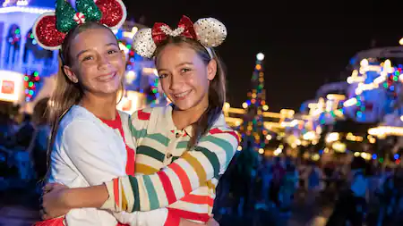 PhotoPass MemoryMaker - Mickey's Very Merry Christmas Party - Favorite Grampy Travels