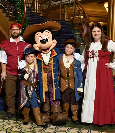 Jennifer LePore and her Family abord the DIsney Cruise Line