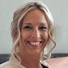 Stefanie Herrboldt - Travel Agent at Favorite Grampy Travels