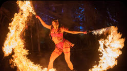 Halloween Horror Nights - Entertainment