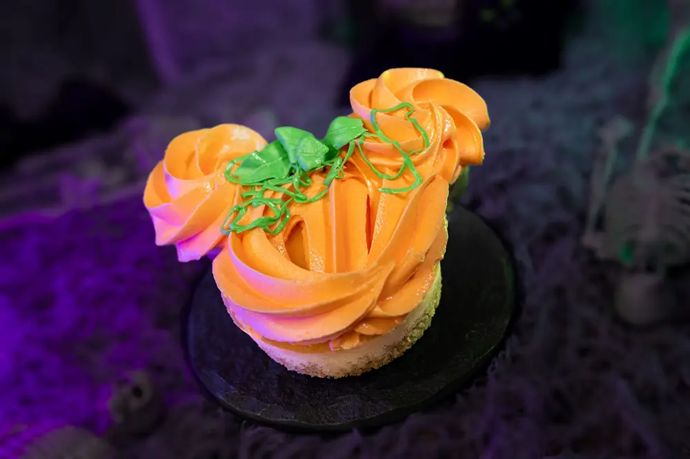 2025 Mickeys Not So Scary Halloween Party Food Mickey-shaped Cheesecake Main Street Bakery