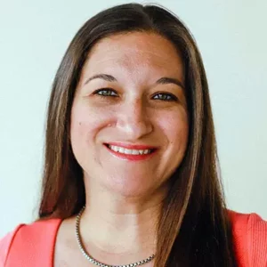 Headshot of Diana Richardson, a Travel Agent at Favorite Grampy Travels.