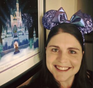 Headshot of Lisa Gregg, Travel Advisor for Favorite Grampy Travels