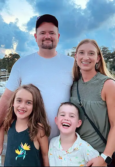 Mackenzie Harris with Family